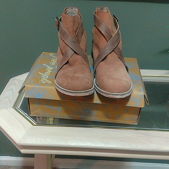 FREE PEOPLE LAS PALMAS BOOTIES - Picture 5 of 7